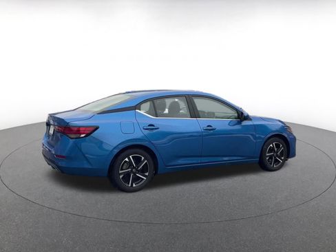 Used 2025 Nissan Sentra SV image 14