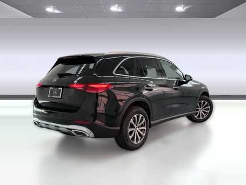 Used 2024 Mercedes-Benz GLC 300 image 7