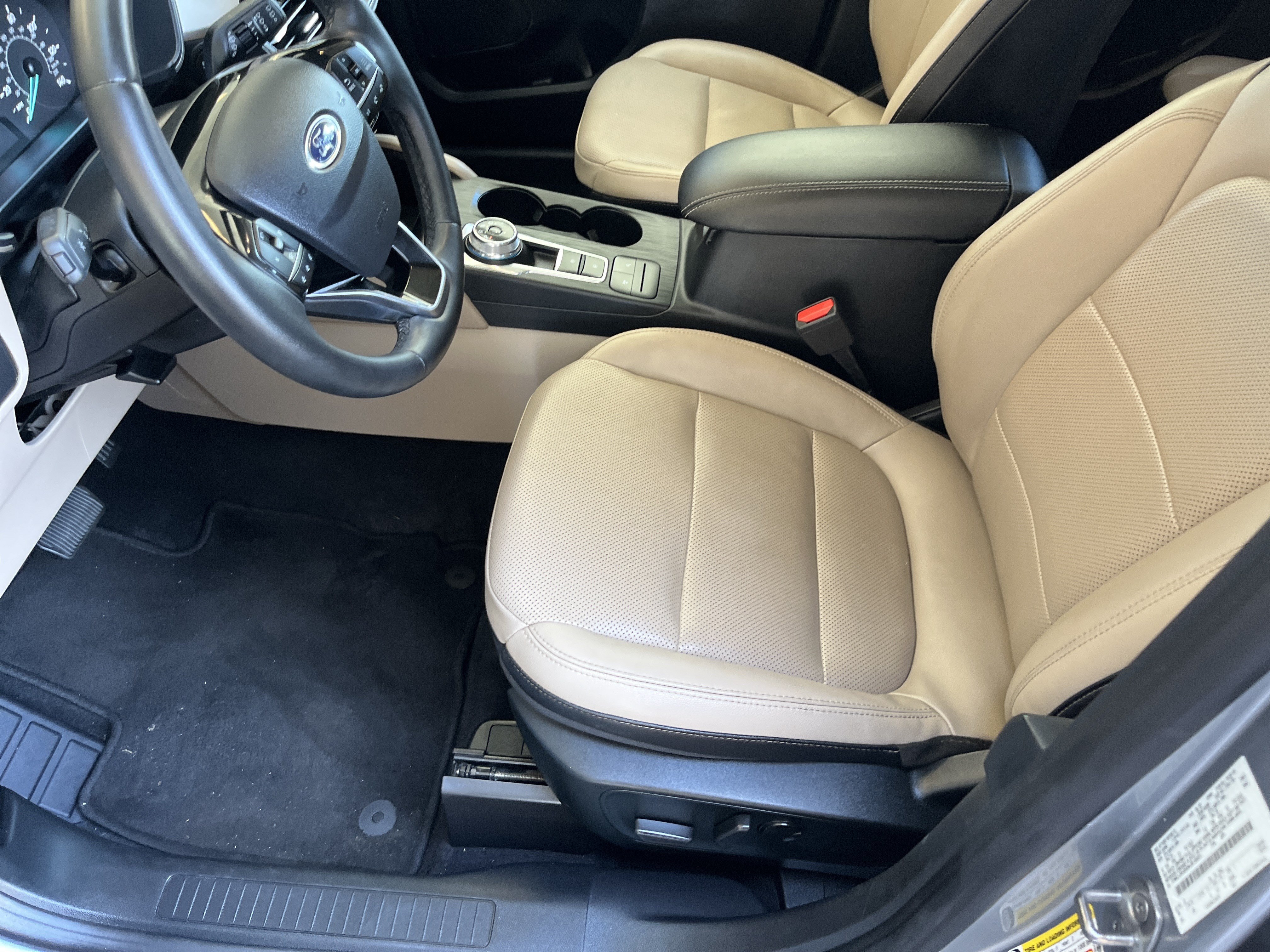 Used 2022 Ford Escape SEL AWD/4WD image 11
