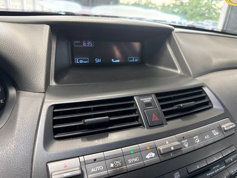 Used 2010 Honda Accord EX-L image 18