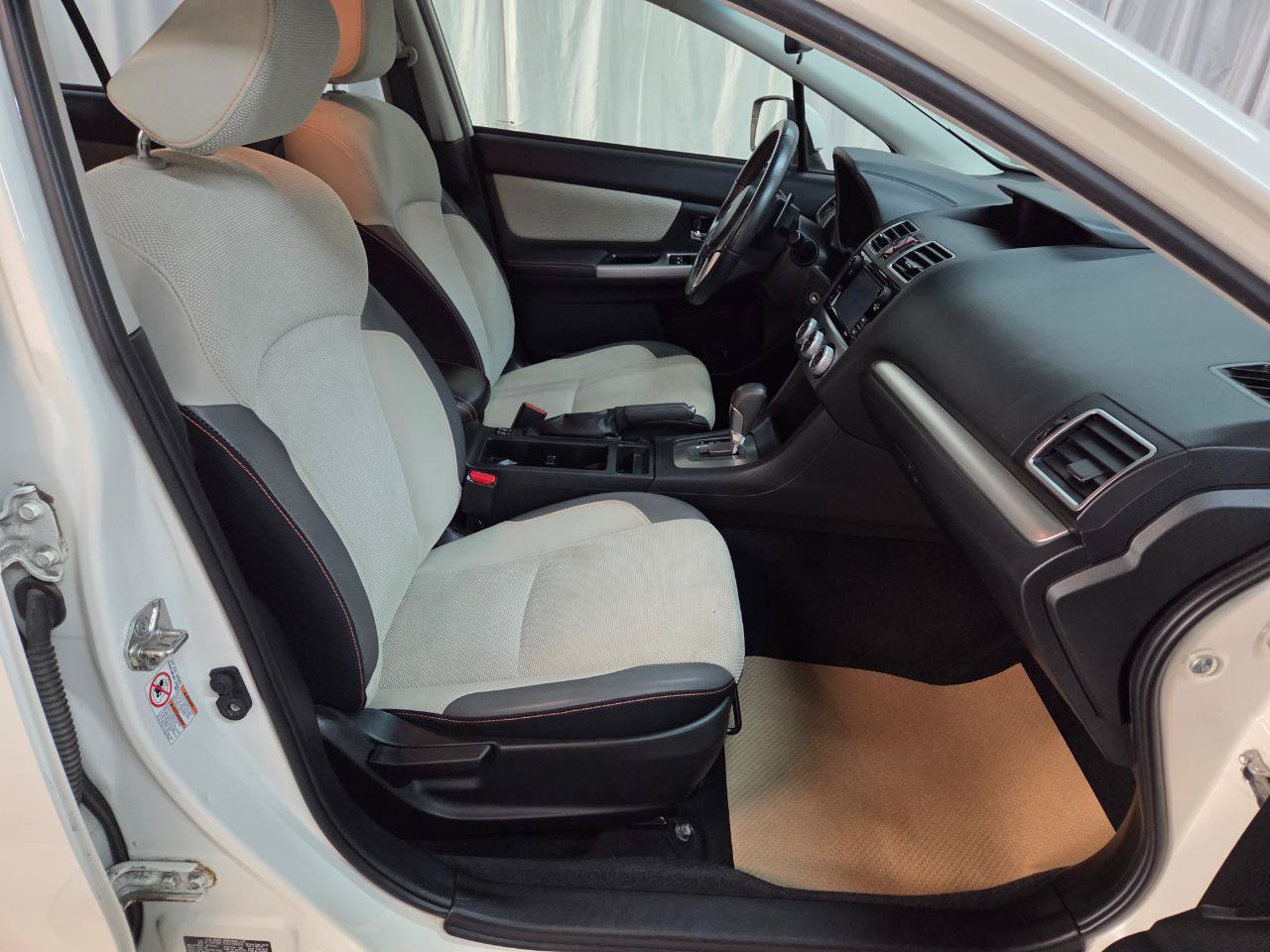 Used 2016 Subaru Crosstrek 2.0i Premium AWD/4WD image 15