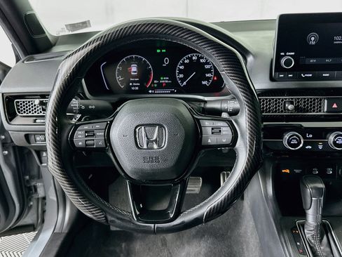 Used 2025 Honda Civic Sport image 18