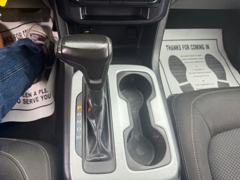 Used 2015 Chevrolet Colorado LT AWD/4WD image 22