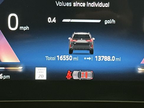 Used 2025 BMW X1 xDrive28i w/ Technology Package image 22