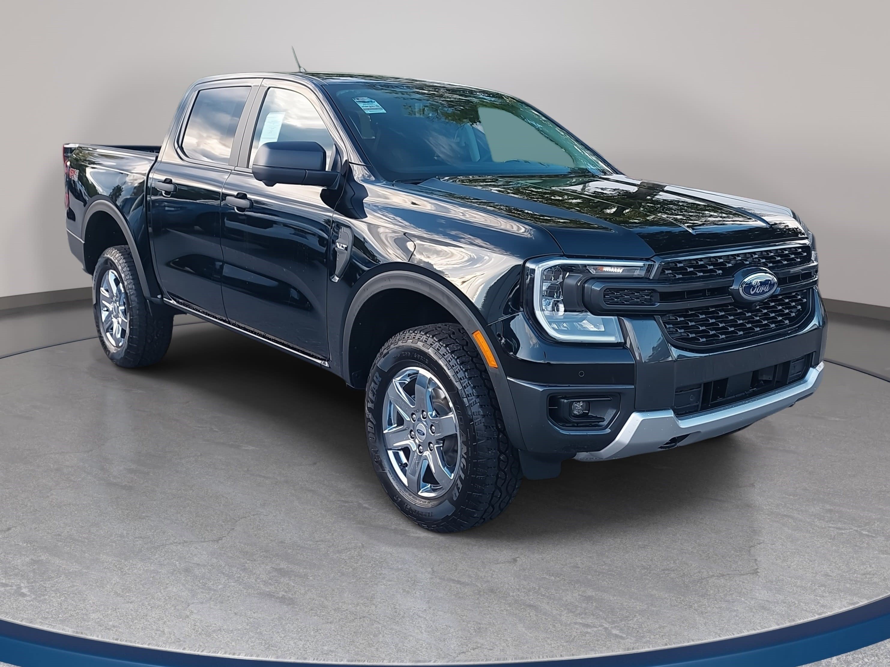 New 2026 Ford Ranger XLT w/ Equipment Group 301A High AWD/4WD image 3