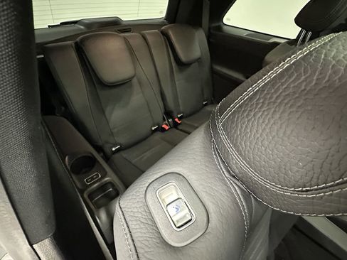 Certified 2024 Mercedes-Benz GLS 450 4MATIC image 21