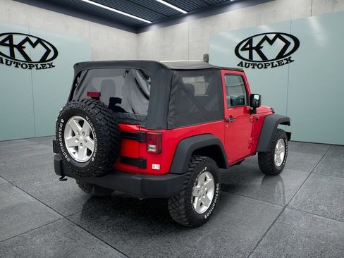 Used 2015 Jeep Wrangler Sport w/ Quick Order Package 24S AWD/4WD image 3