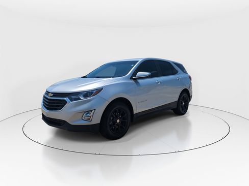 Used 2021 Chevrolet Equinox LT FWD image 4
