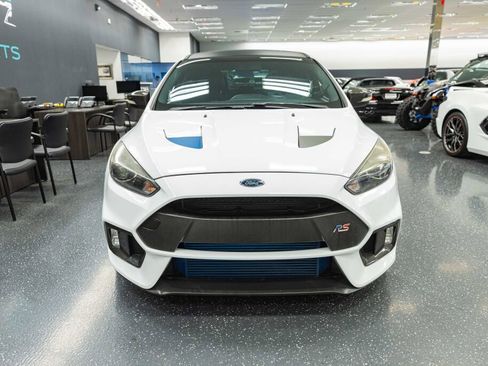 Used 2017 Ford Focus RS image 3