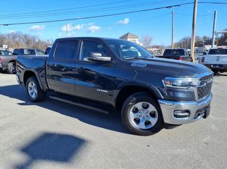 Used 2025 RAM 1500 Big Horn video 2