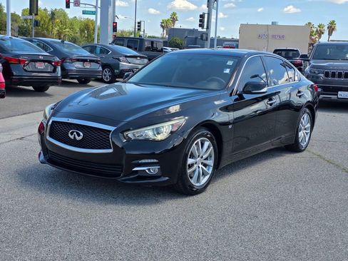 Used 2015 INFINITI Q50 Premium w/ Navigation Package RWD image 10