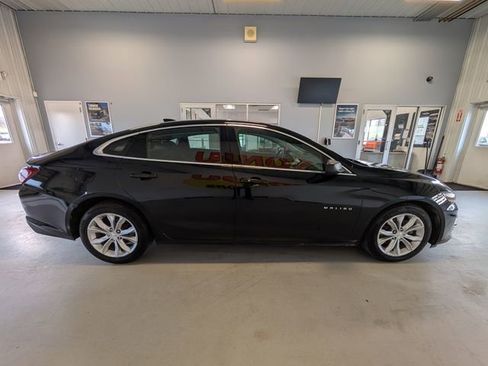 Used 2022 Chevrolet Malibu LT FWD image 5