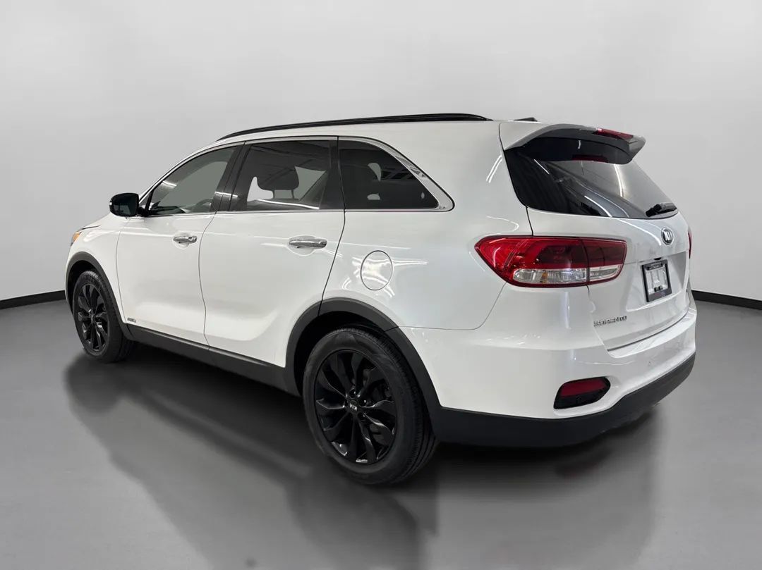 Used 2019 Kia Sorento S AWD/4WD image 7
