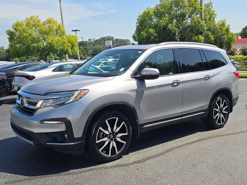 Used 2019 Honda Pilot Touring image 7