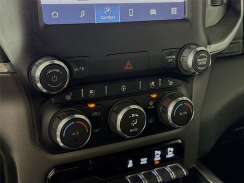 Used 2022 RAM 1500 Laramie w/ Sport Appearance Package image 9