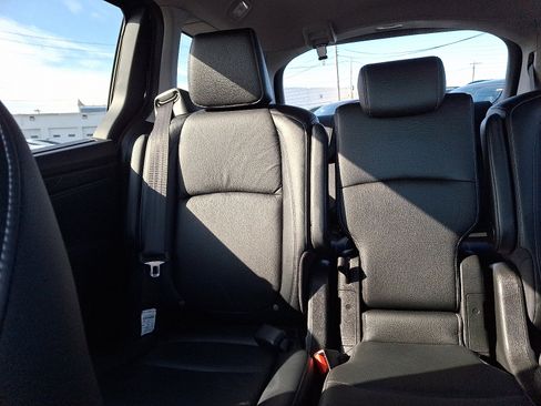 Used 2024 Honda Odyssey EX-L image 14