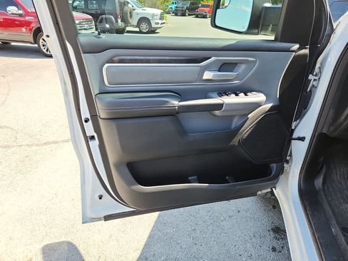 Used 2023 RAM 1500 Big Horn AWD/4WD image 16