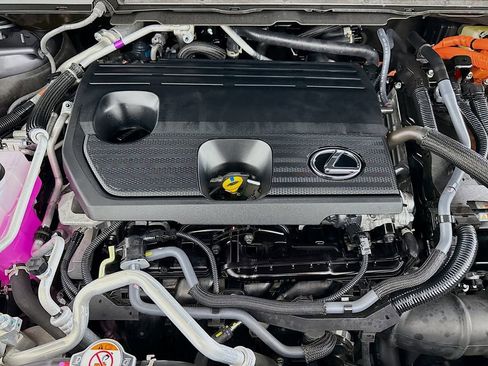 Certified 2025 Lexus RX 450h AWD w/ Convenience Package image 31