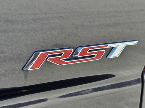 Used 2022 Chevrolet Silverado 1500 RST RWD image 15