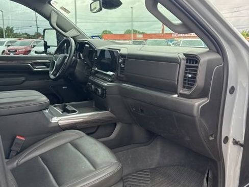 Used 2024 Chevrolet Silverado 3500 LTZ w/ LTZ Plus Package AWD/4WD image 18