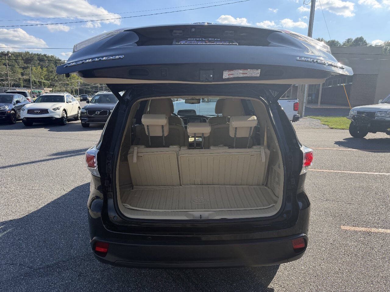 Used 2016 Toyota Highlander Limited Platinum AWD/4WD image 22