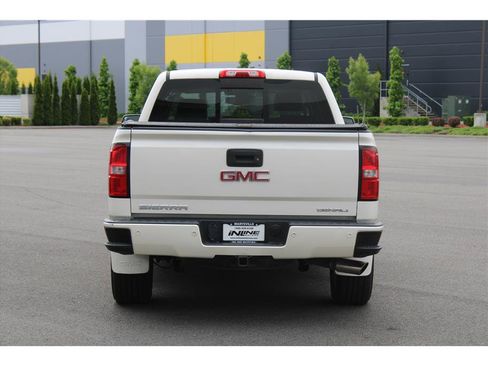 Used 2015 GMC Sierra 1500 Denali AWD/4WD image 3