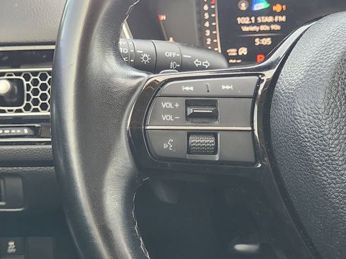 Used 2023 Honda Civic Touring image 32