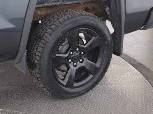 Used 2017 GMC Sierra 1500 4x4 Double Cab w/ Elevation Edition image 14