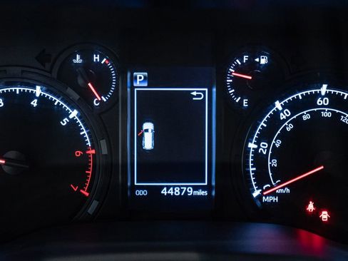 Certified 2024 Toyota 4Runner SR5 image 18