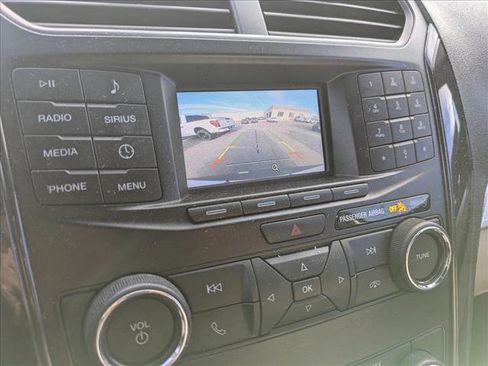 Used 2018 Ford Explorer 4WD image 12