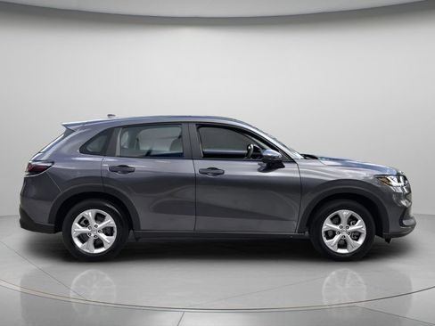 Used 2024 Honda HR-V LX image 3