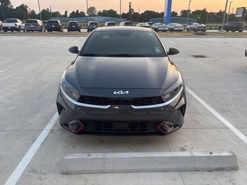 Used 2024 Kia Forte GT-Line w/ GT-Line Premium Package FWD image 2