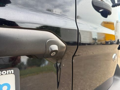 Used 2019 Ford Transit Connect XL FWD image 25