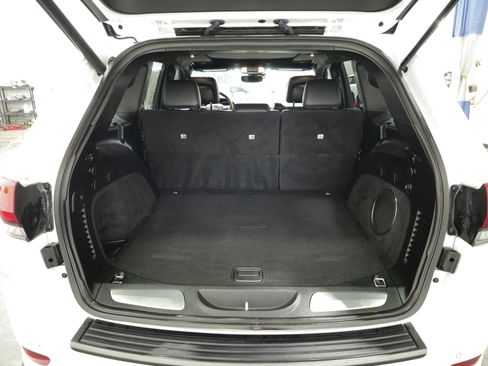 Used 2018 Jeep Grand Cherokee High Altitude image 25