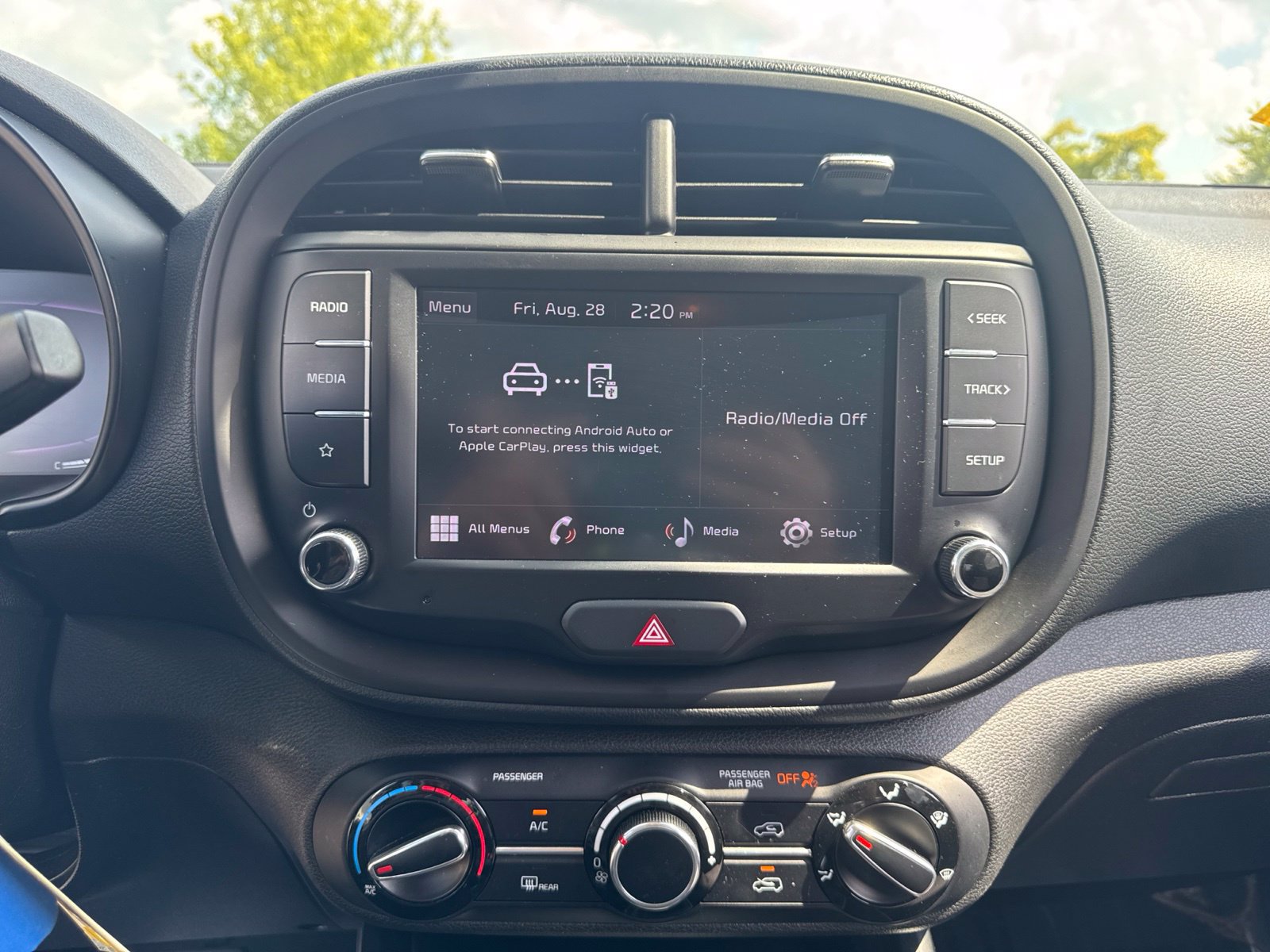 Used 2023 Kia Soul LX w/ Option Group 015 FWD image 22