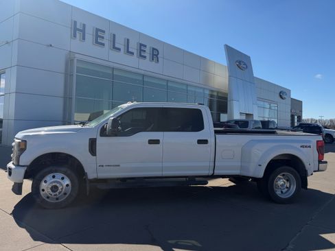 Used 2020 Ford F350 XLT image 3