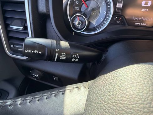 Used 2023 RAM 1500 Big Horn AWD/4WD image 29