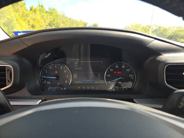 Used 2022 Ford Explorer XLT w/ Equipment Group 202A RWD image 8