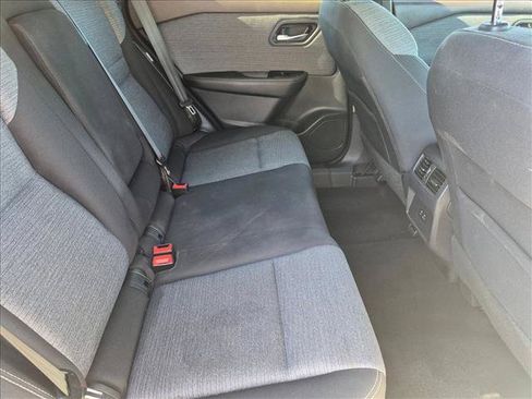Used 2021 Nissan Rogue SV FWD image 18