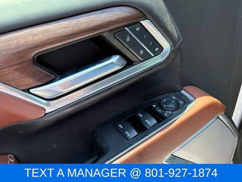 Used 2024 GMC Sierra 3500 Denali Ultimate AWD/4WD image 23