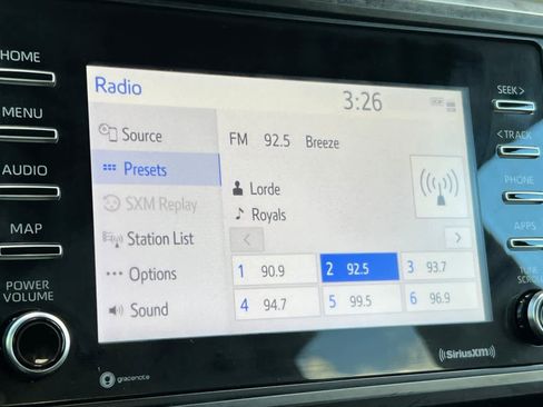 Certified 2022 Toyota Tacoma SR image 18