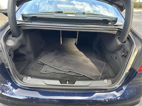 Used 2020 Jaguar XE S image 23