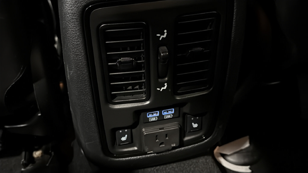 Used 2025 Dodge Durango R/T AWD/4WD image 18