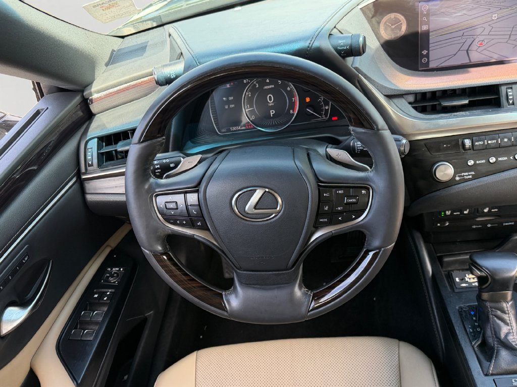 Used 2021 Lexus ES 350 w/ Premium Package FWD image 16