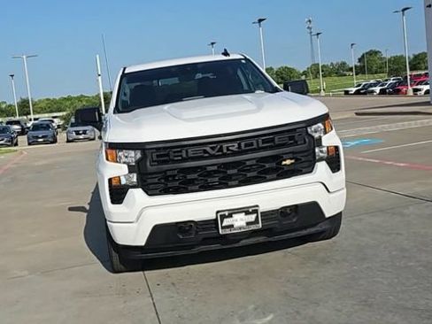 Used 2024 Chevrolet Silverado 1500 Custom AWD/4WD image 3