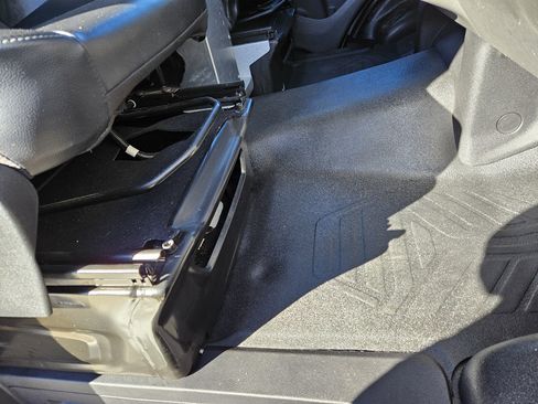 Used 2020 Ford Transit 250 Medium Roof w/ Load Area Protection Package image 22