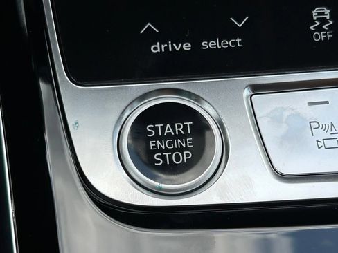 New 2026 Audi A8 L 3.0T AWD/4WD image 36