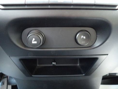 Used 2005 Ford F150 XLT AWD/4WD image 23