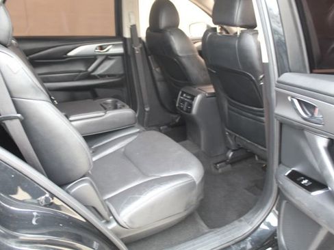 Used 2018 MAZDA CX-9 Touring image 38