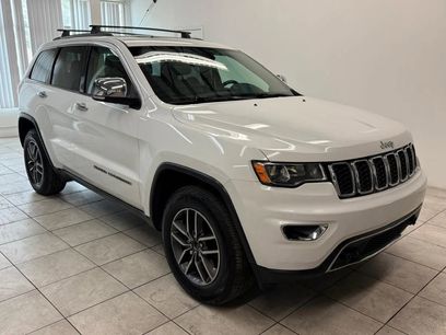 Used 2017 Jeep Grand Cherokee Limited w/ Trailer Tow Group IV